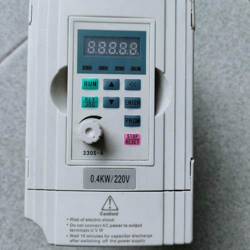 金田变频器 系列为: JTE330-SM   220V