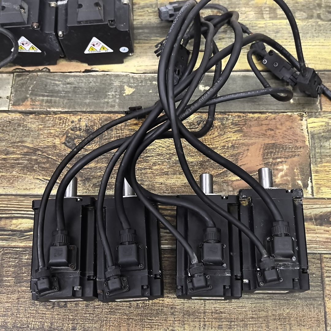 汇川伺服电机MS1H1-40B30CB-A331Z-S 0.