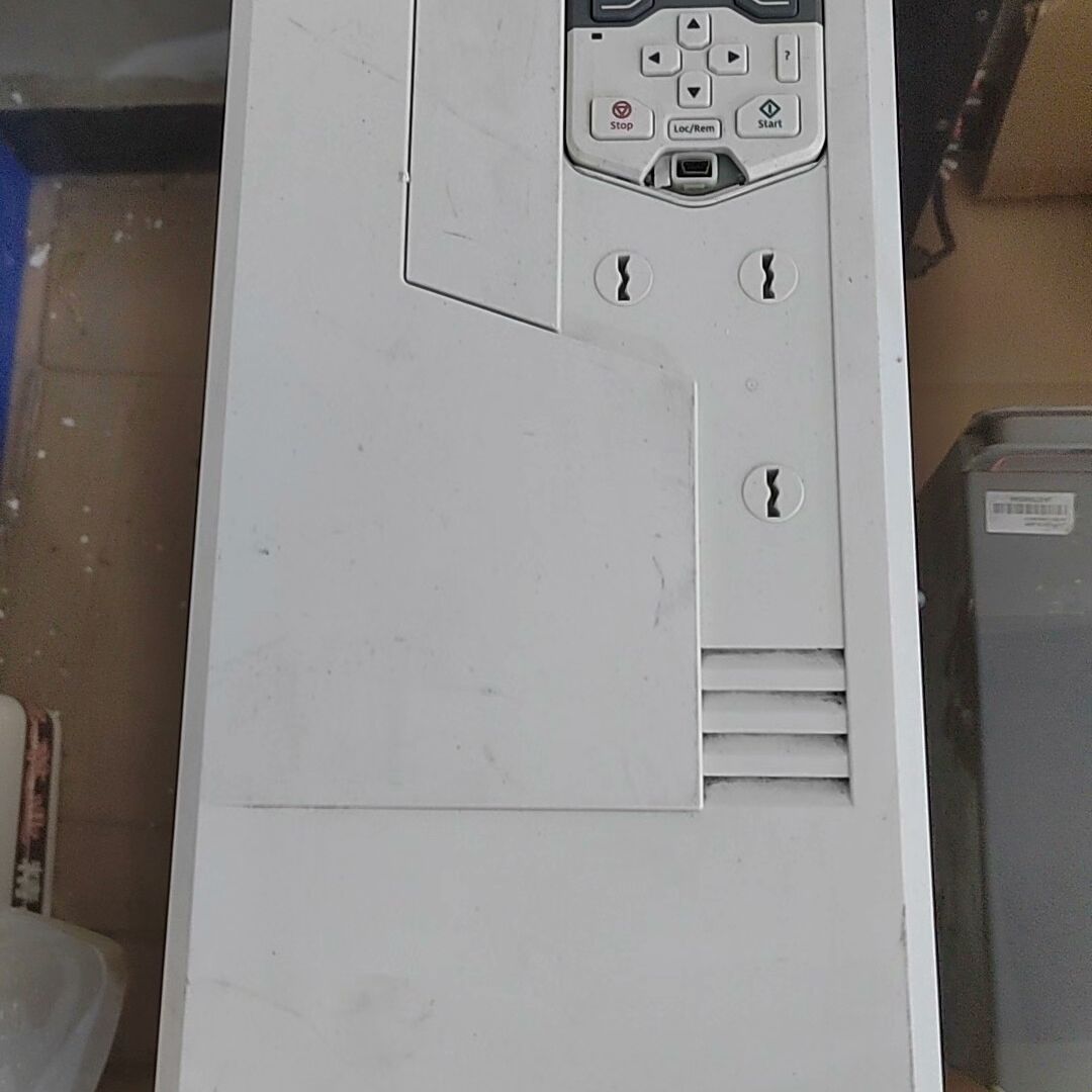 变频器ACS580-01-033A-4  15KW