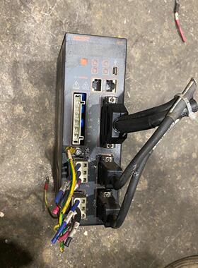 HUST亿图伺服驱动器C3DW-06A00。