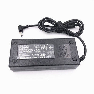 电源战神K650D-i5 D1D3CW65S05充电神舟适配器笔记本19.5V6.15A