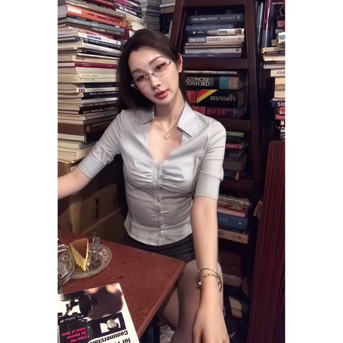 纯欲气质高弹修身收腰显瘦上衣女