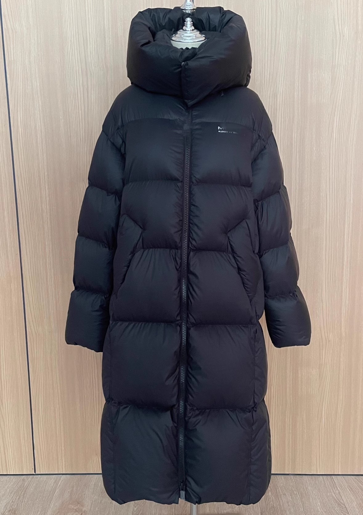 云朵零压羽绒服男女同款长款过膝可拆卸帽黑金鹅绒外套