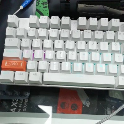 议价狼蛛AULA机械师一代F2088机械键盘，型号F2088，有