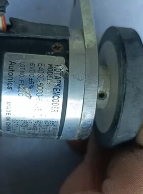 议价旋转编码器E40SG-5000-6-L-5，5VDC供电，来