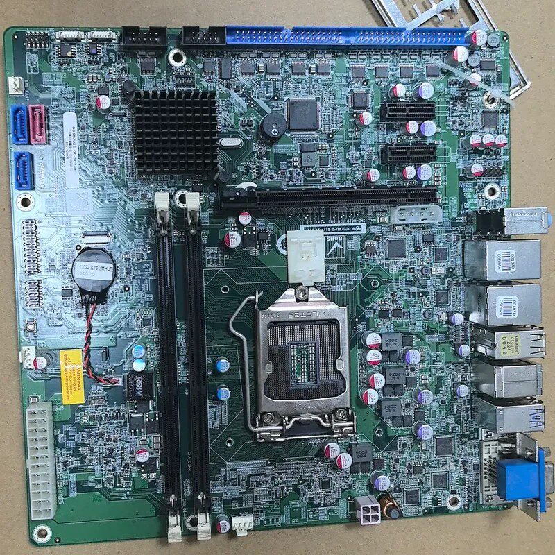 议价H61-R10-GWT主板，，双通道DDR4内存。