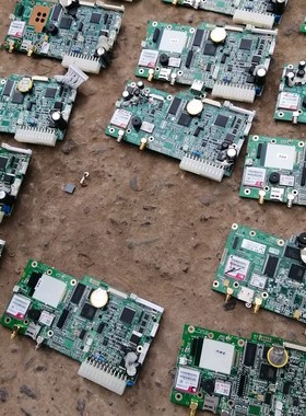 议价导航线路板，SIM900A ，一张板子上还有其它的芯片