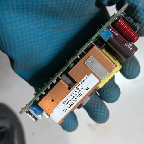 议价UT4000B电源板GLM75-15 15V 4A 60