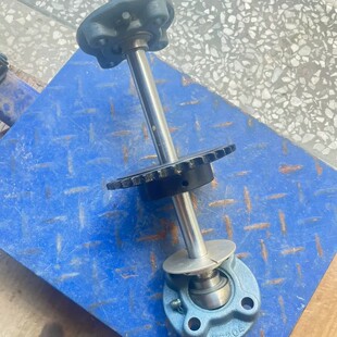 配1 孔距55x55 议价圆形外球面轴承带座TR UCF204