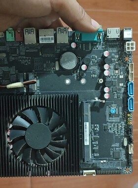 议价AMD R3 3300U主板 itx工控主板 17＊17cm