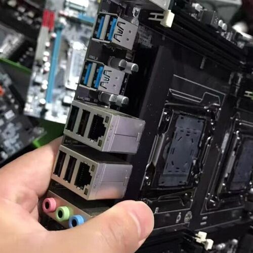 议价科脑x99双路d3主板双网口有6张，有一个没有挡板需要联系，