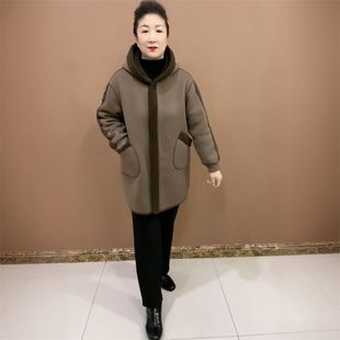 妈妈冬季新款加厚连帽加绒中长款风衣外套两面穿羊羔毛中老年大衣