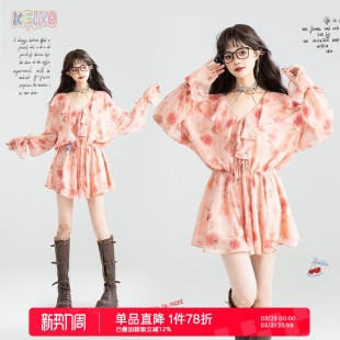 KEIKO 气质粉色V领收腰仙女雪纺裙 温柔感玫瑰纹碎花连衣裙26春季