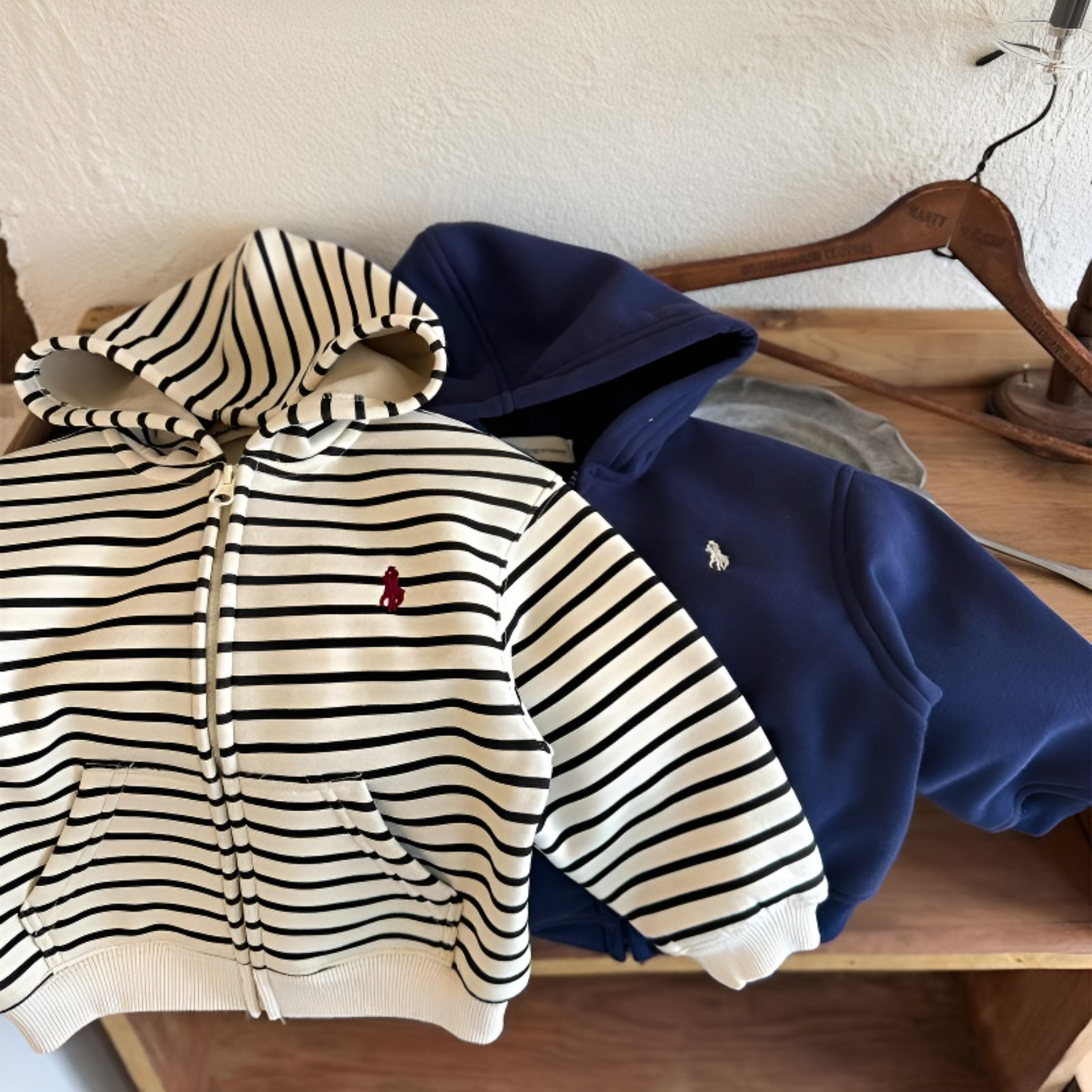 儿童加绒外套男女童加厚休闲拉链开衫保暖上衣绒衫男宝宝连帽卫衣