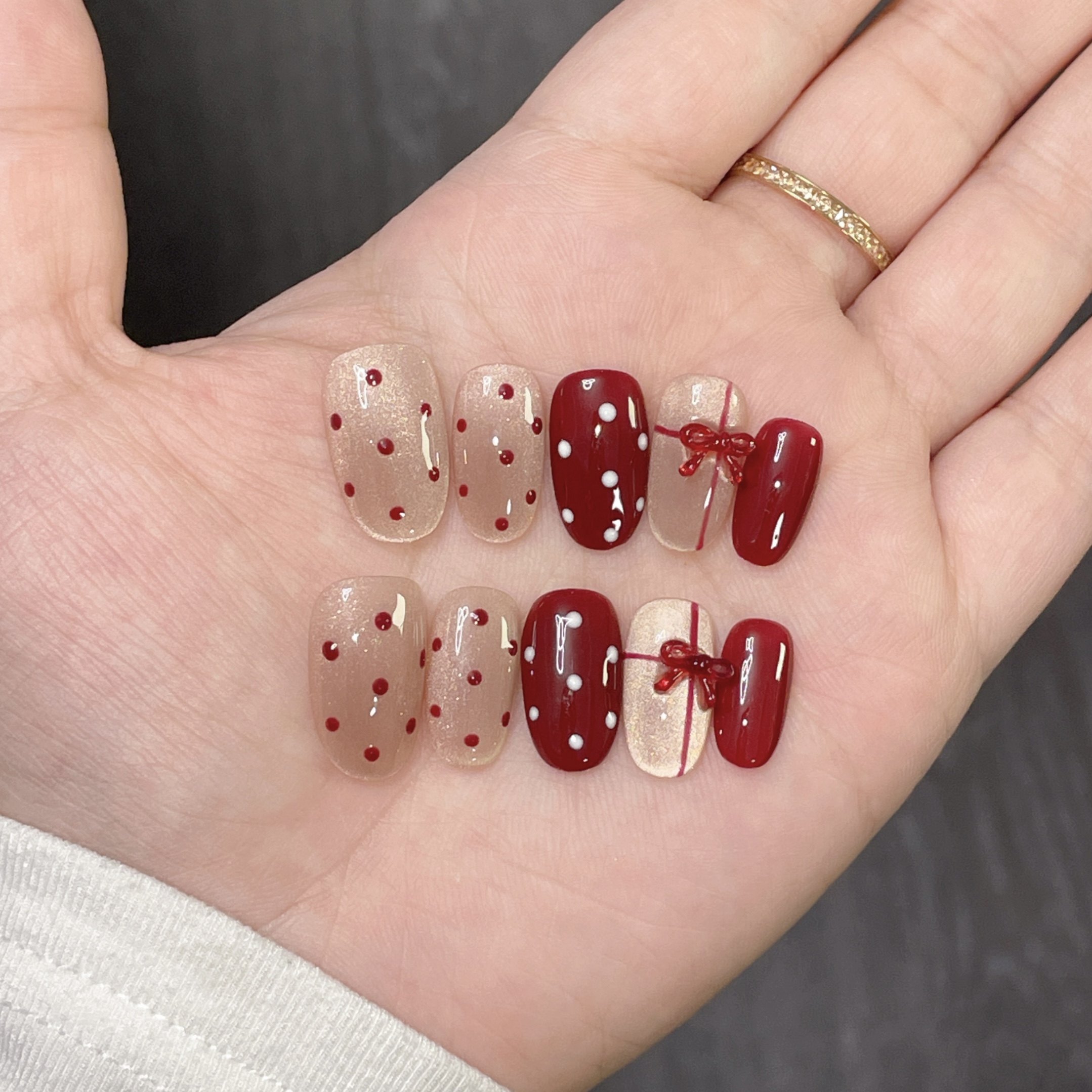 【波点红结】立体波点纯手工穿戴甲美甲贴片新年氛围,彩妆/香水/美妆工具,穿戴甲/甲片,淘宝优惠券,粉丝福利购,淘宝优惠卷