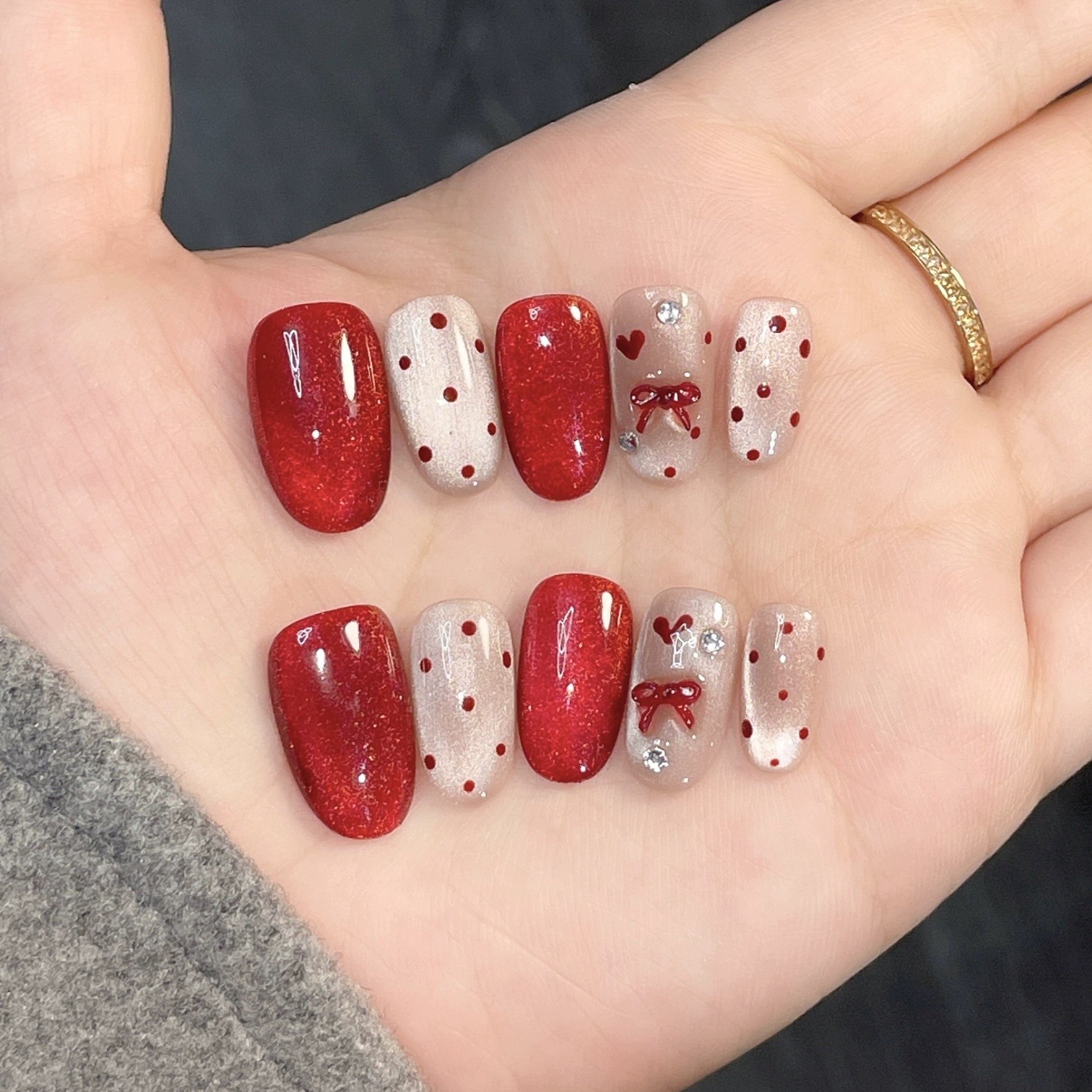 【红梨甜酒】设计穿戴甲 气质显白新年红手绘波点纯手工美甲