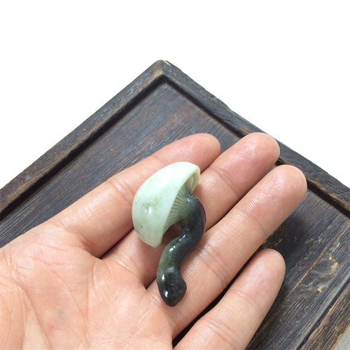 俏色小蘑菇南阳独山玉手把件