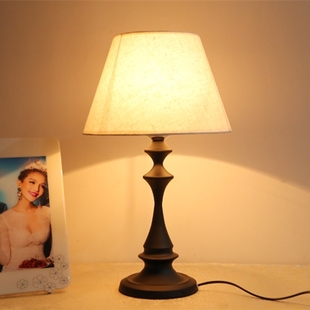 现代简约时尚铁艺卧室床头台灯温馨调光床头灯客厅酒店宾馆欧式