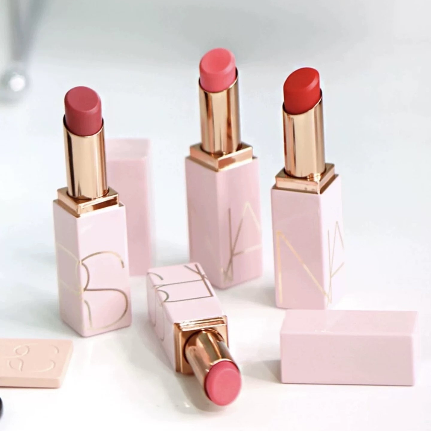 预*定 美国NARS纳斯 26年春季限定粉管口红 润唇膏259/232/257 3g