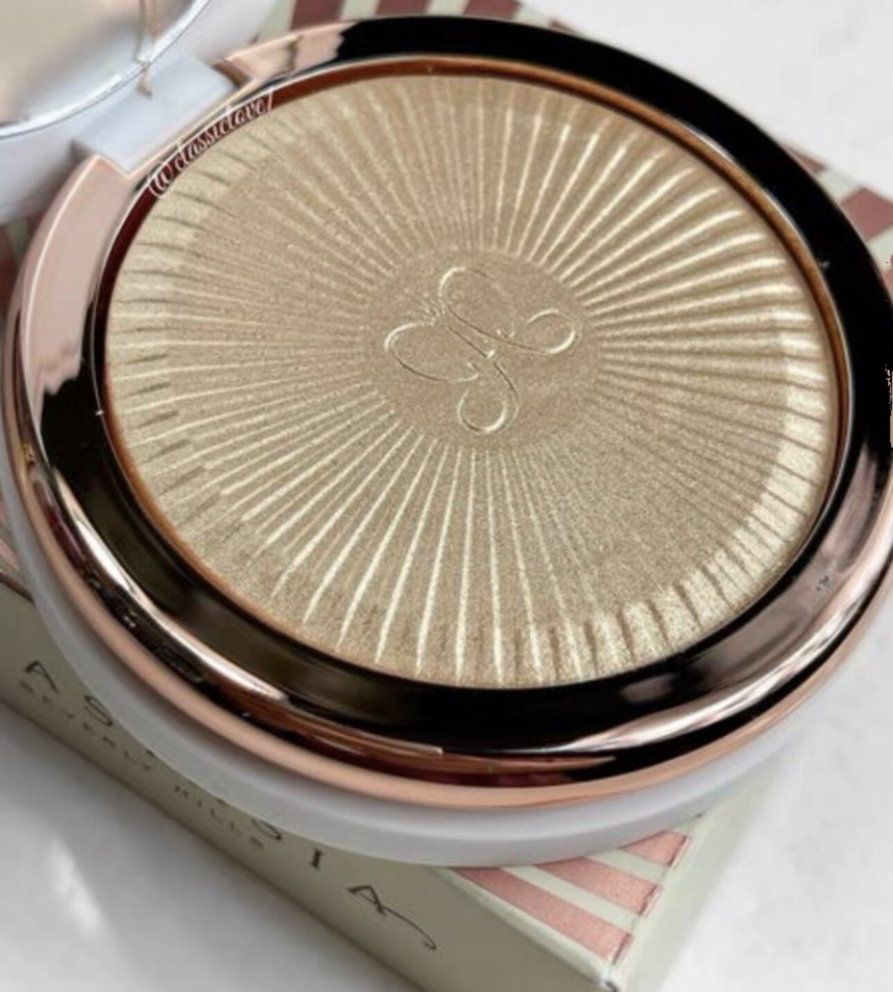 预*定Anastasia Beverly Hills 高光Glow Seeker香槟金Sun Idol
