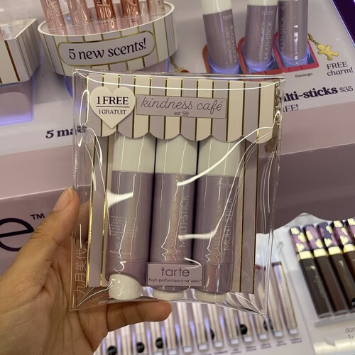 现货 Tarte25年节日限量套装 眼影口红 唇颊两用腮红棒丰唇膏