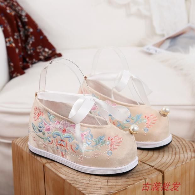 汉服古装绣花翘头厚底高跟女鞋