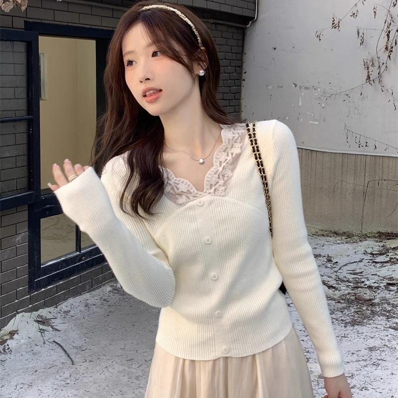 法式温柔风蕾丝v领针织打底衫女2025新款早秋修身显瘦内搭短上衣