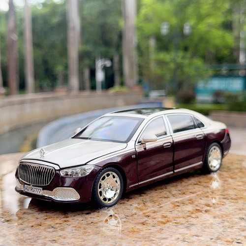 1/24奔驰迈巴赫S680合金车模玩具