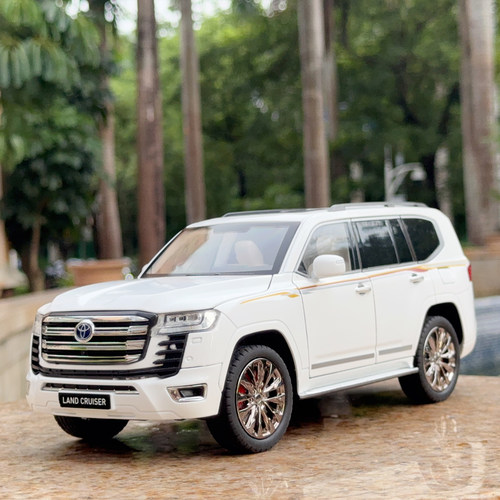 正版丰田兰德酷路泽LC300模型车