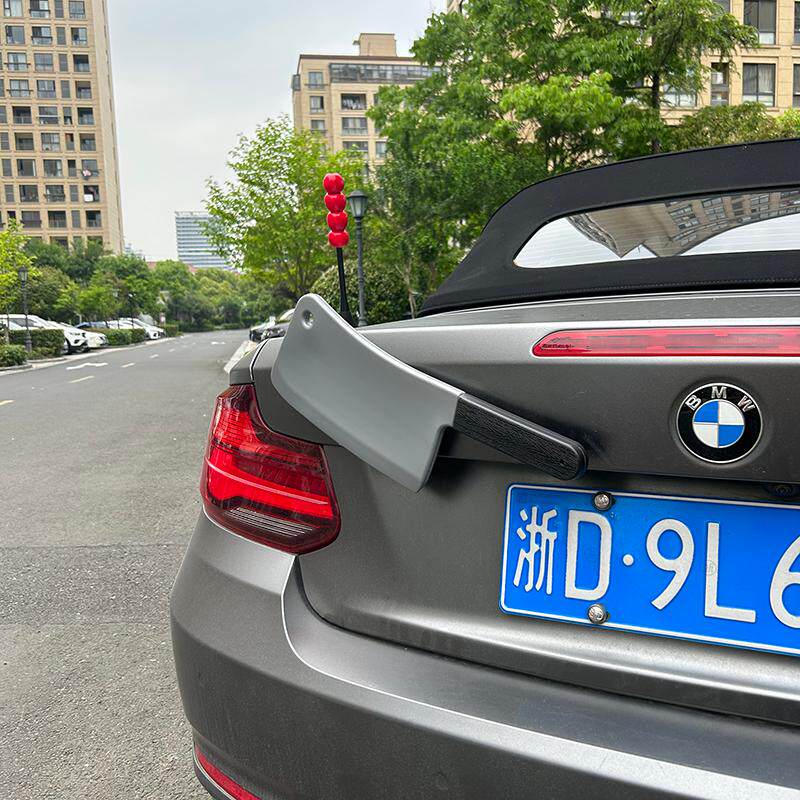 个性车尾菜刀挂件后备箱装饰