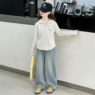 女童卫衣春秋款2026新款洋气连帽运动帽衫上衣大童休闲打底衫春装