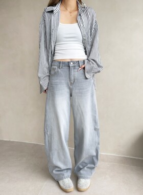 十二平方88981浅灰色弹力立体剪裁弯刀牛仔裤女氛围感显瘦镰刀裤