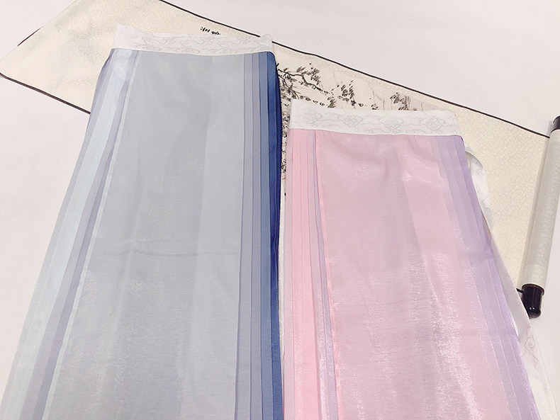 【请拍店内另外的链接】十里七巷 流光宝石渐变汉服马面裙|msdalam kategori Butik wanita / wanita, skirt - dari Buy2taobao.com untuk memberikan perkhidmatan ejen Taobao profesional membeli