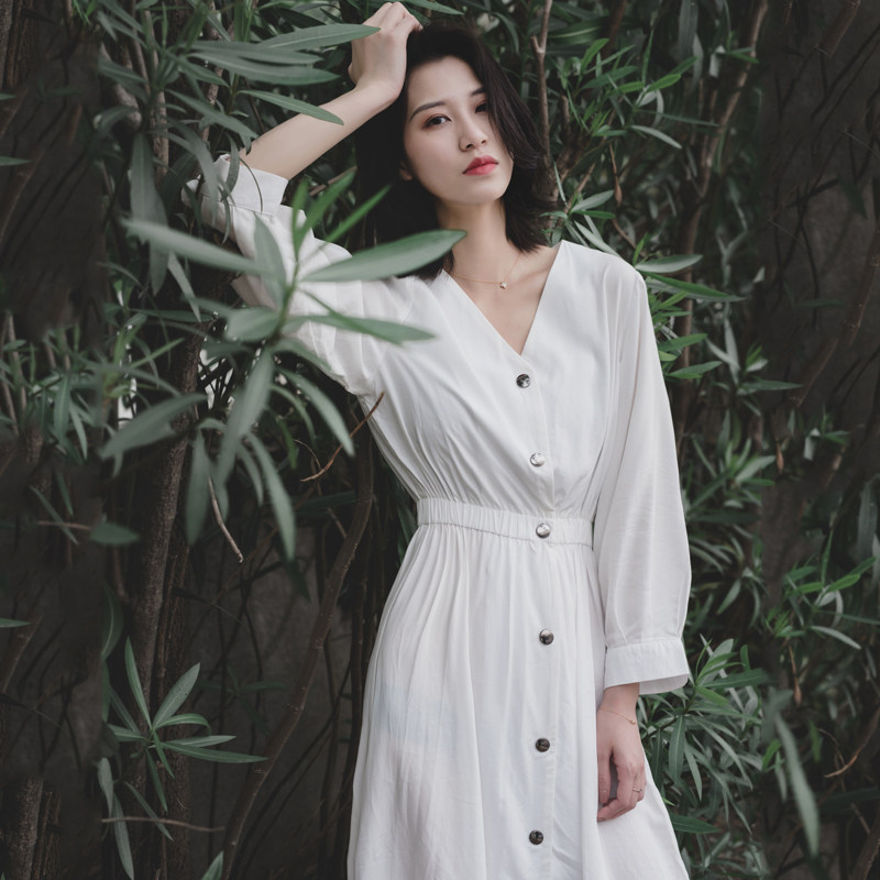 KimKim女装2019款夏白色连衣裙女小清新收腰显瘦长袖长裙 单排扣