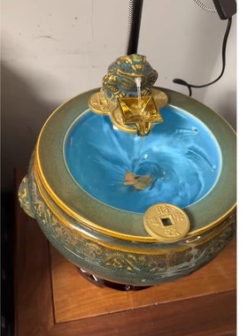 景德镇陶瓷聚宝盆流水摆件金蟾吐水办公室聚财开业循环风水网红
