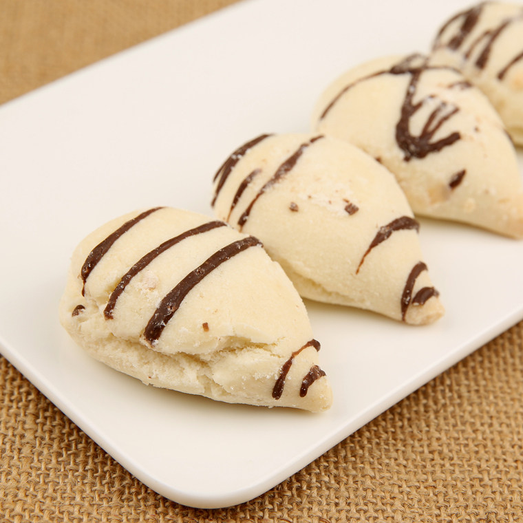 新疆传统特色糕点干奶滴形饼干白饼干阿尔曼糕点包邮