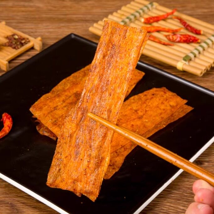 江西特产萍乡豆皮麻辣片儿时辣条蛋白肉零食80后经典怀旧小吃包邮