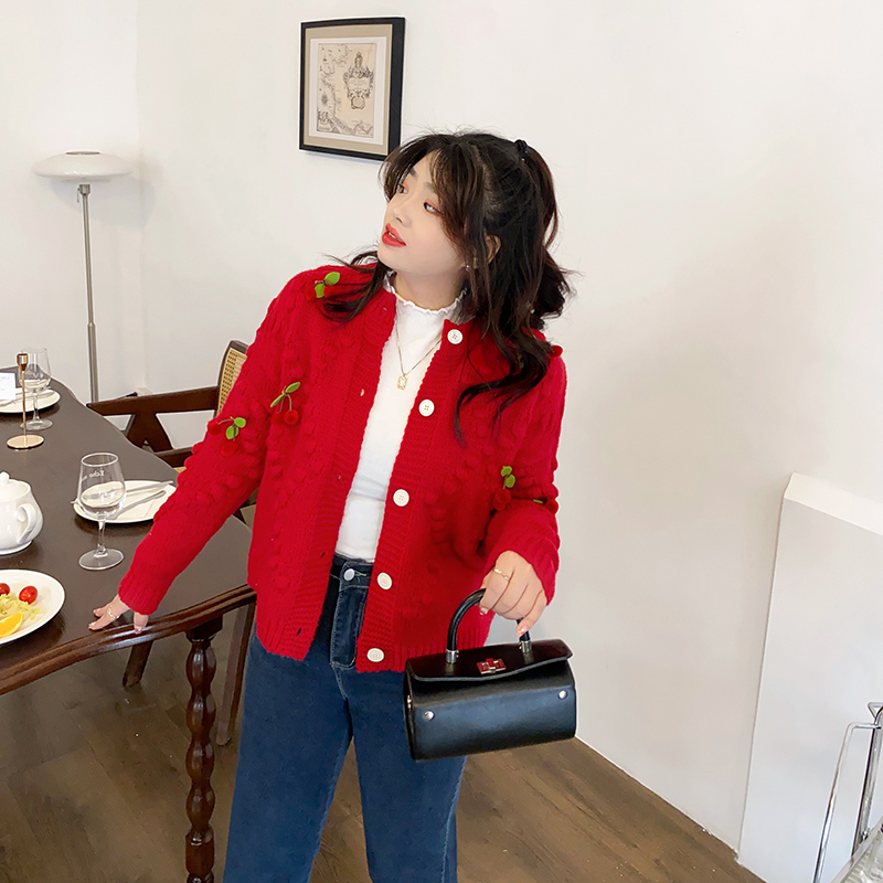 胖mm圆领宽松型樱桃毛衣开衫