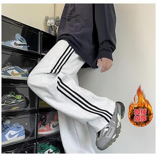 潮牌学生三条杠裤男秋冬季加绒加厚休闲运动卫裤帅气宽松直筒长裤