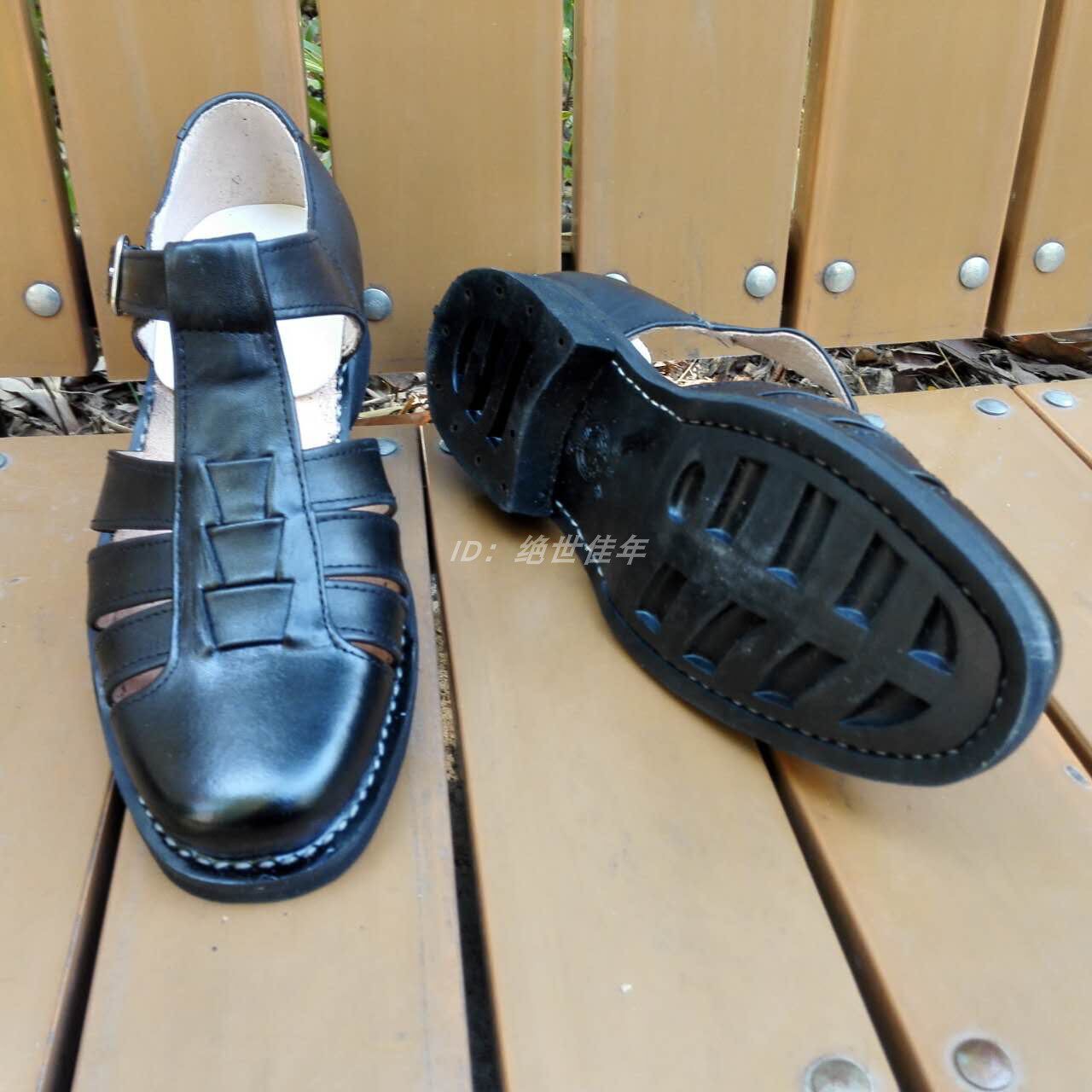 SUMMER AUTHENTIC MILITARY FANS USE THE OLD THREE STRIPS OF LEATHER AND COWHIDE SANDALS BUCKLES MENS HOLES HOLLOW SHOES BEACH SHOES DAD SHOES
