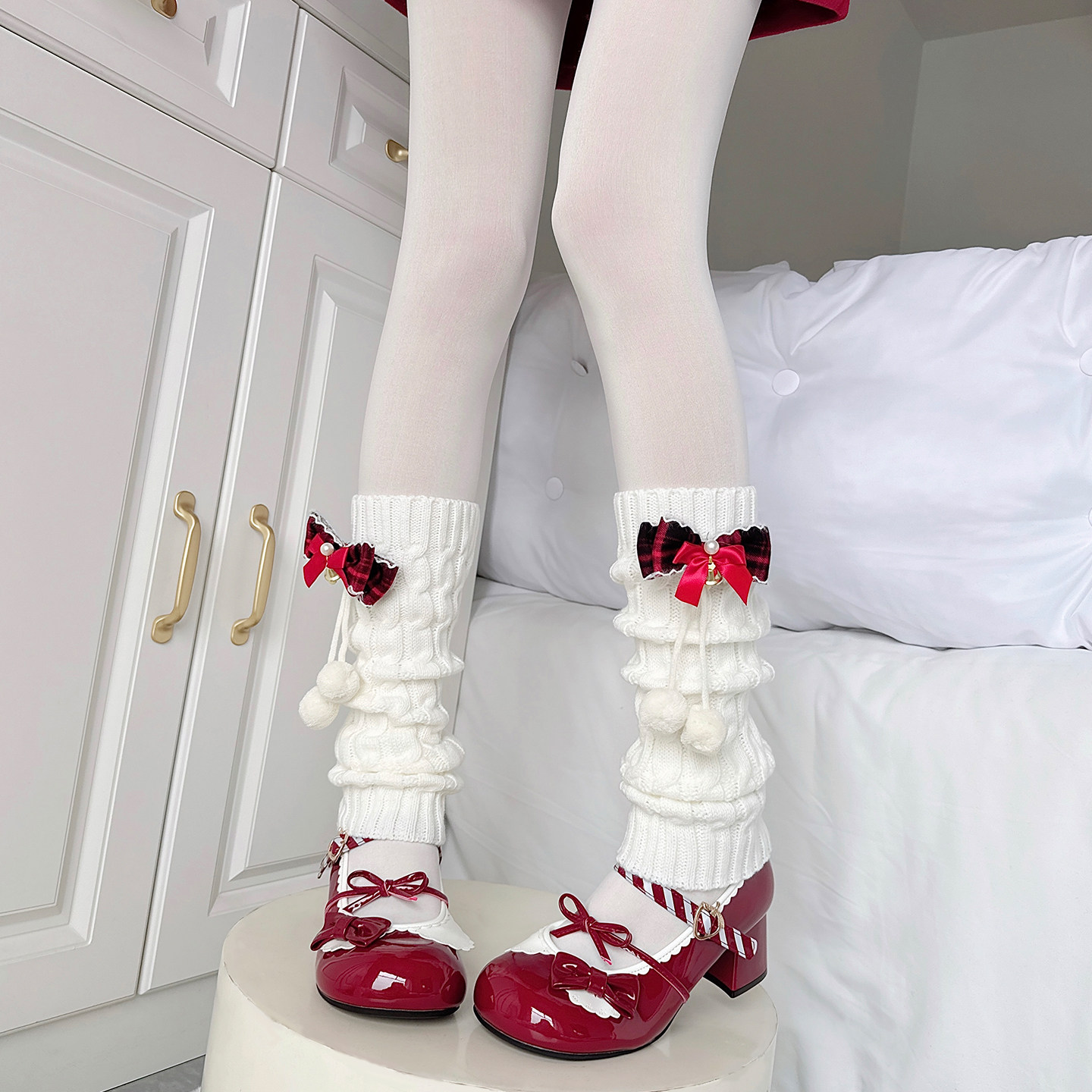 圣诞可爱洛丽塔袜套秋冬蝴蝶结铃铛新年红白麻花针织毛球堆堆腿套,女士内衣/男士内衣/家居服,中筒袜,淘宝优惠券,粉丝福利购,淘宝优惠卷