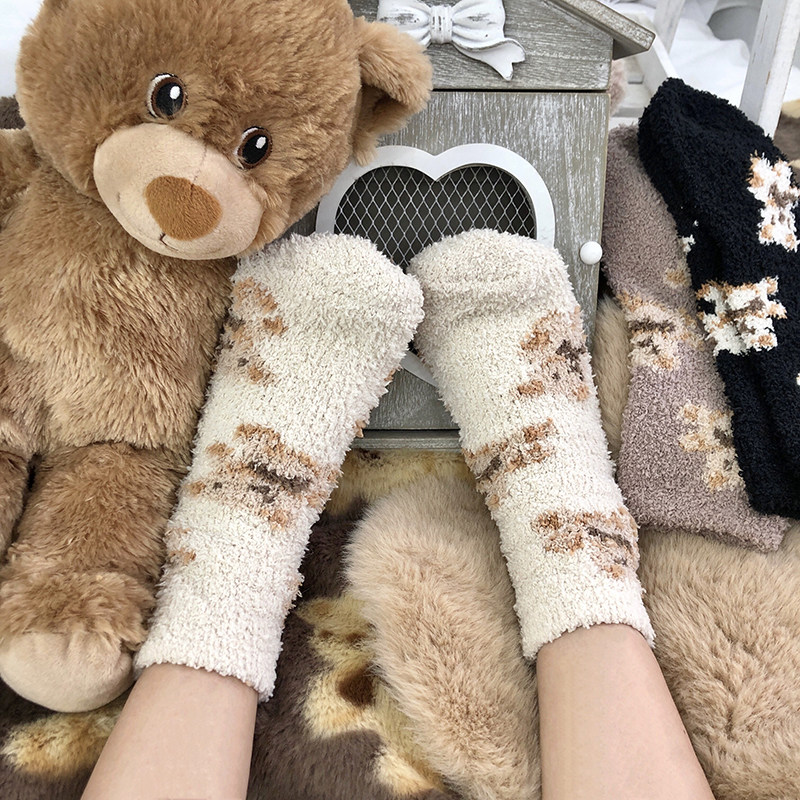 ins秋冬珊瑚绒可爱女袜居家小熊卡通加厚保暖毛绒情侣地板睡眠袜,女士内衣/男士内衣/家居服,中筒袜,淘宝优惠券,粉丝福利购,淘宝优惠卷