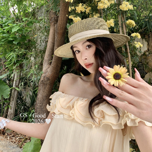 GS•夏季甜美法式花边一字肩飘逸小衫上衣