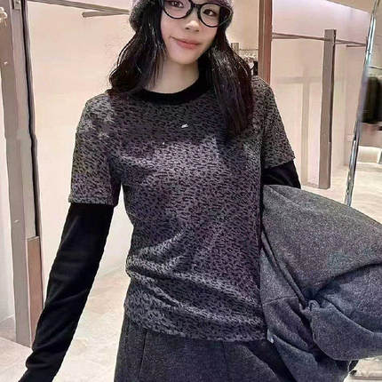 欧货十三行豹纹叠穿圆领弹力长袖T恤小衫打底衫上衣显瘦百搭大码