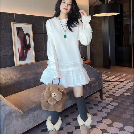 欧货十三行气质黑白荷叶边底摆蕾丝边宽松中长款长袖T恤过臀上衣