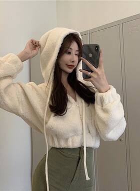 小个子外套纯色减龄羊羔毛绒面连帽袋鼠兜拉链短款卫衣女秋冬显瘦