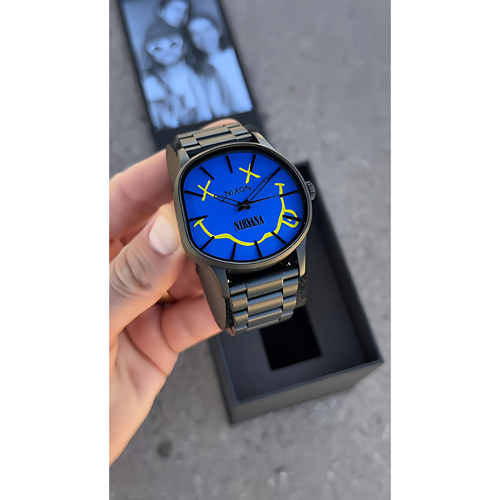 代购Nixon Nirvana Sentry Wobble笑脸表盘创意手表A1417-5367-00