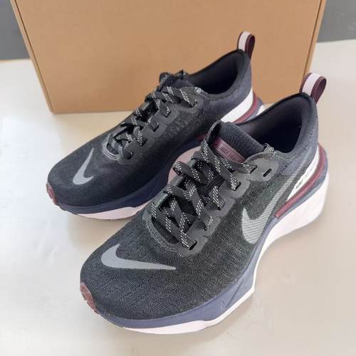 耐克女鞋2023冬新ZOOMX INVINCIBLE RUN FK3透气跑步鞋DR2660-004