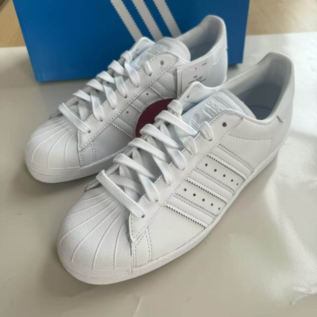 Adidas/阿迪达斯SUPERSTAR情人节限定贝壳头情侣休闲板鞋CQ3009