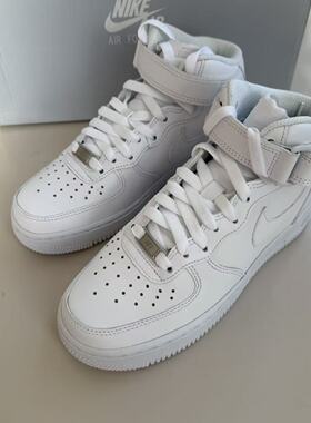 Nike AIR FORCE '07 MID 女子纯白中帮AF1空军一号板鞋366731-100